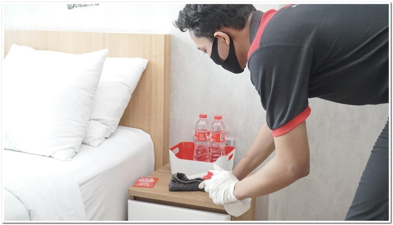 Reddoorz Plus Near Stie Ykpn 2 Maguwo Ngoại thất bức ảnh