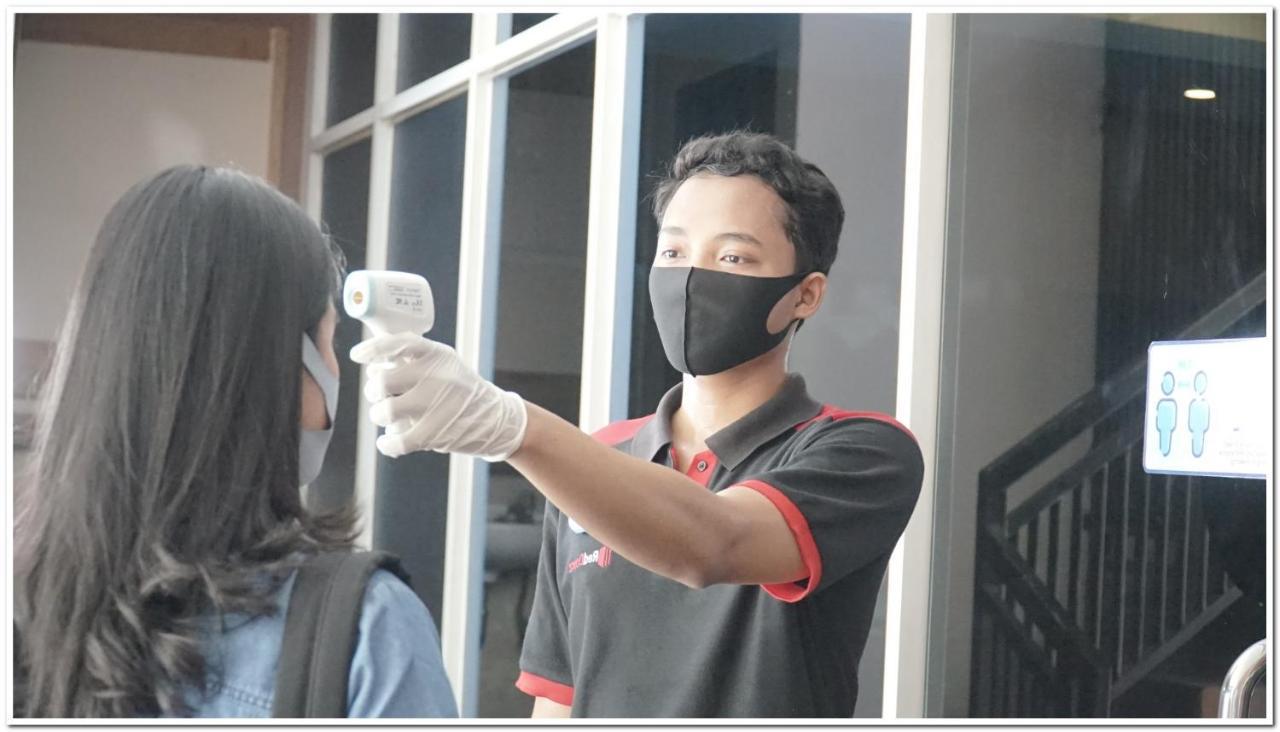 Reddoorz Plus Near Stie Ykpn 2 Maguwo Ngoại thất bức ảnh